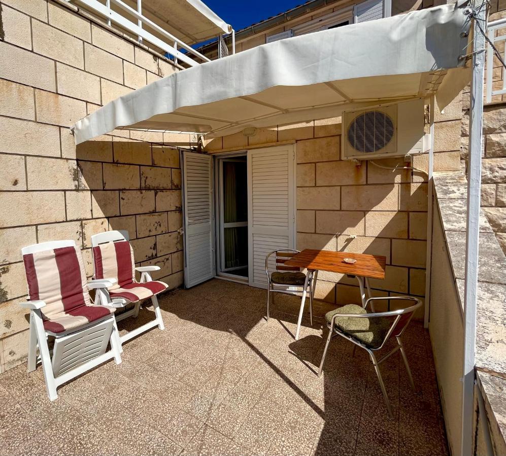 Apartments Suda Lumbarda Exterior foto