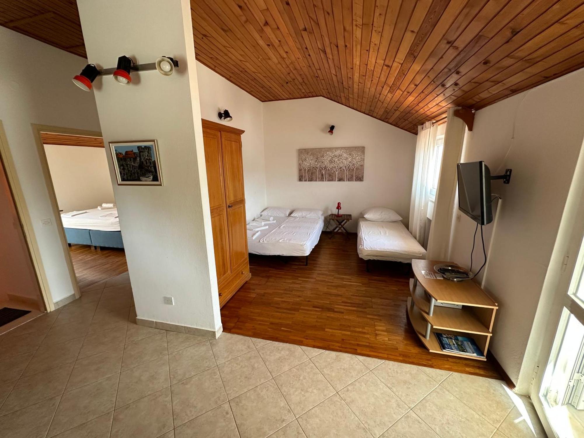 Apartments Suda Lumbarda Exterior foto