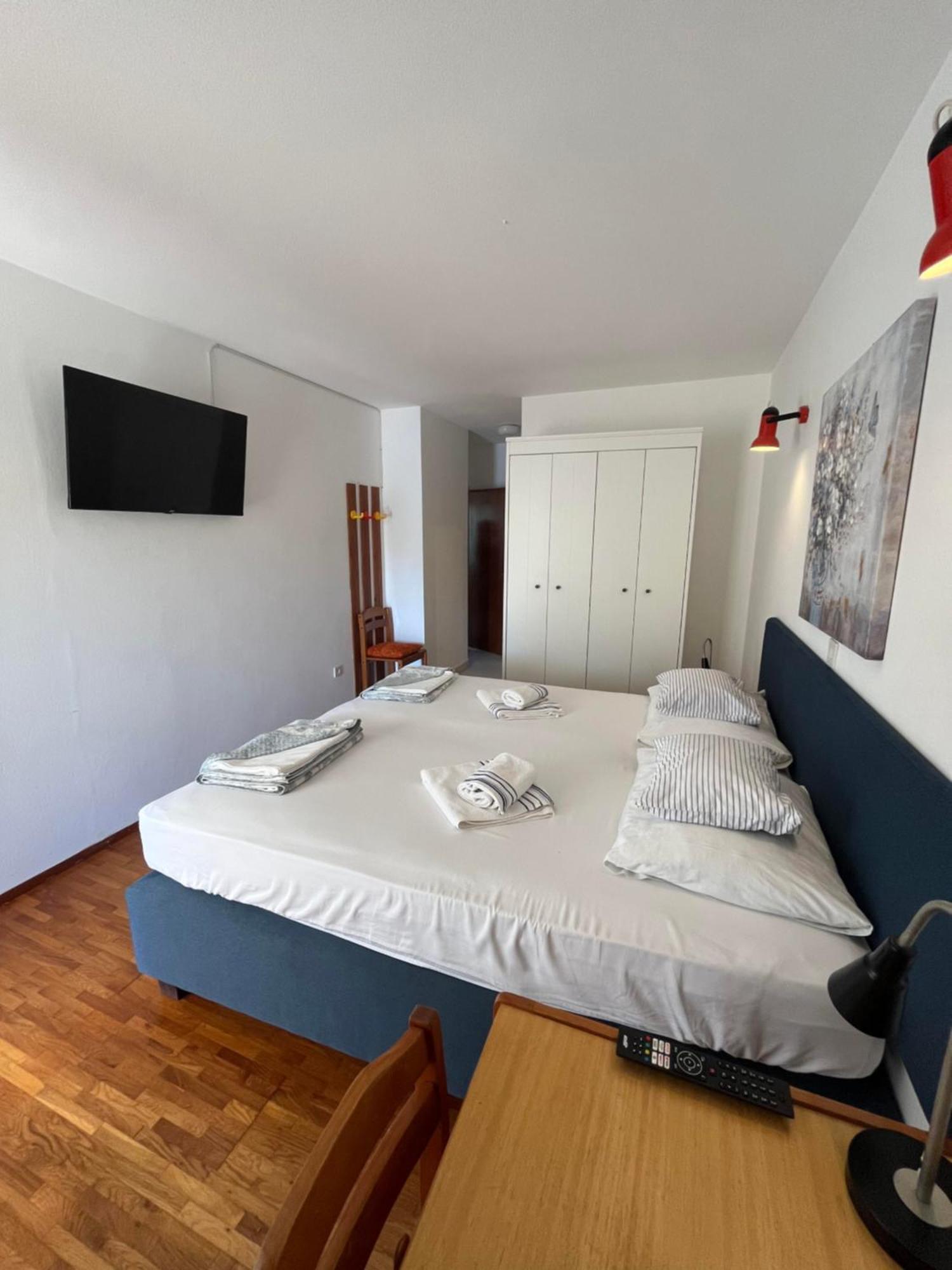 Apartments Suda Lumbarda Exterior foto